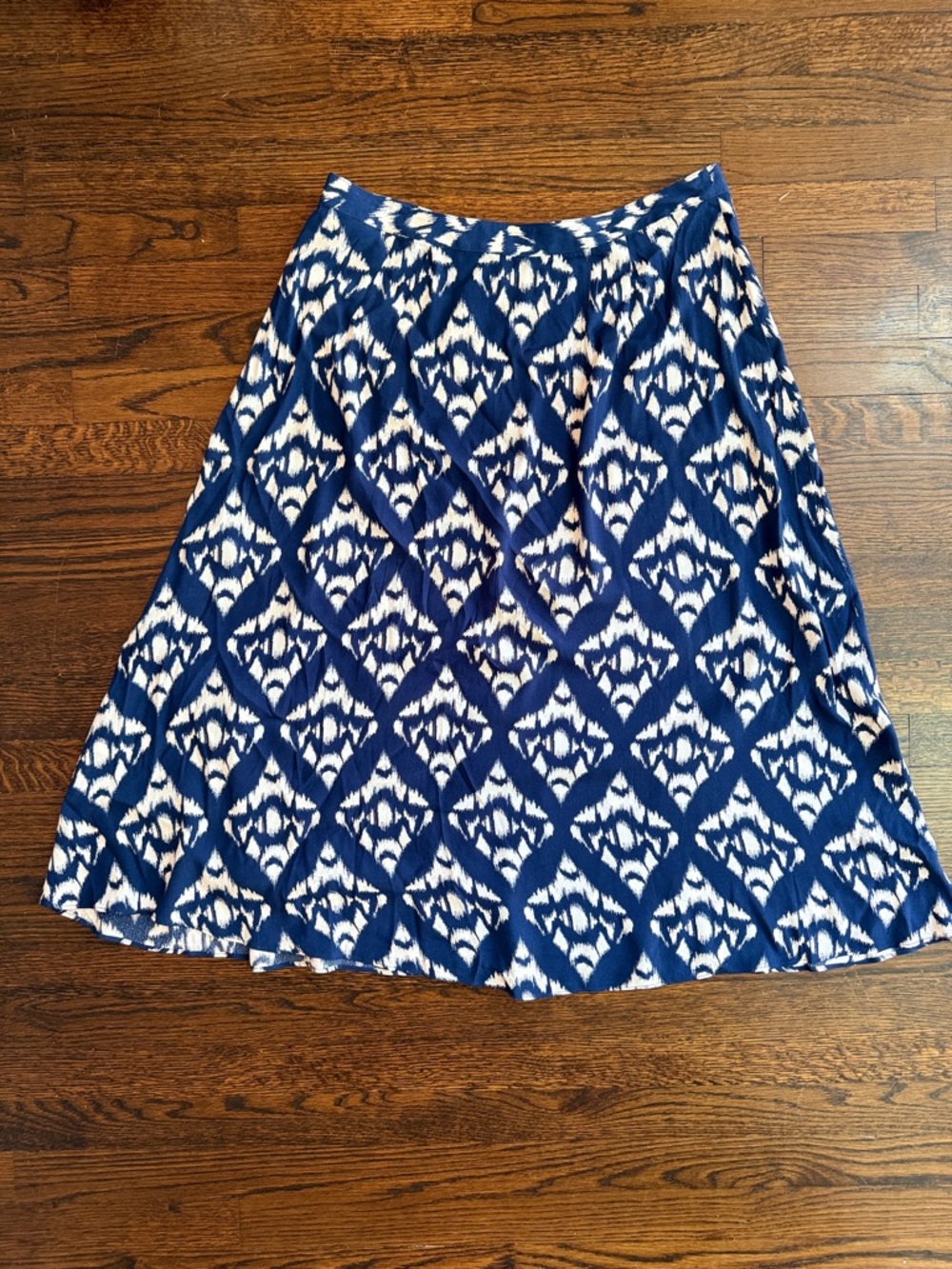 Talbots Navy and White Diamond-Print A-Line Midi Skirt - Picture 2 of 6
